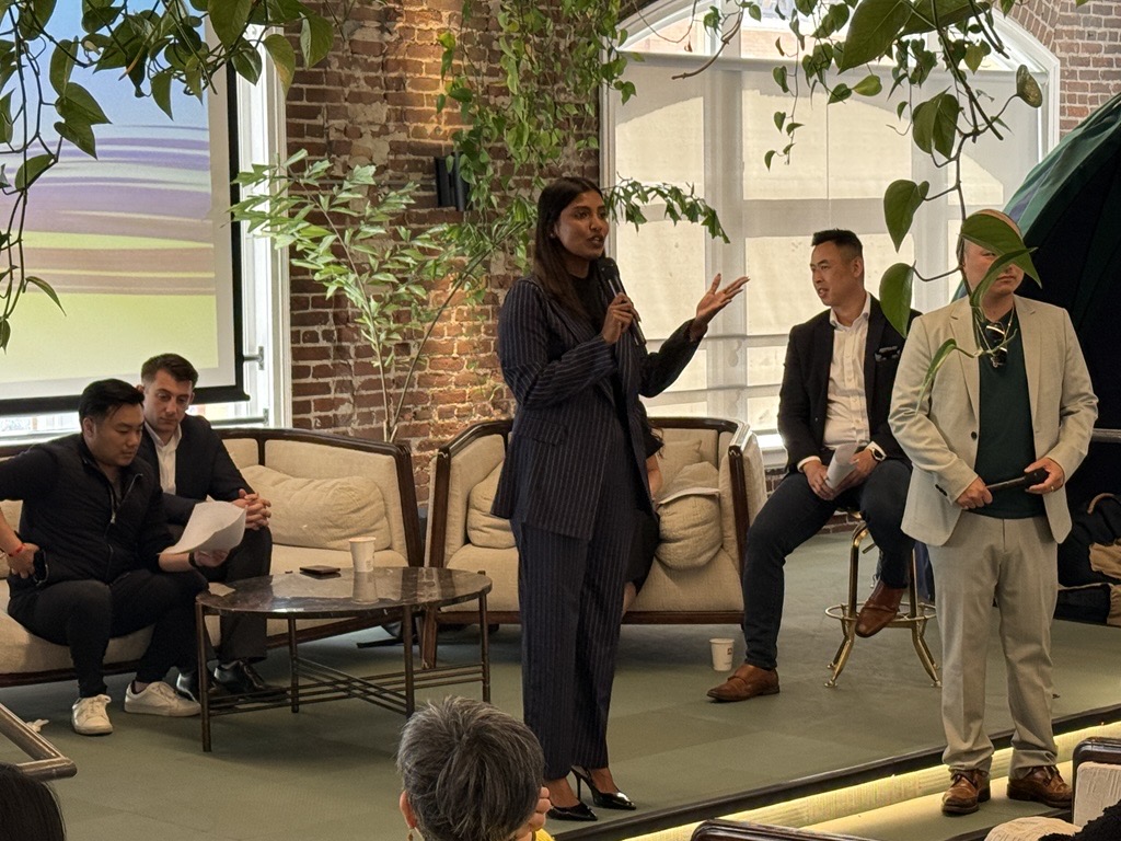 Dana Udumulla speaking on a panel discussion